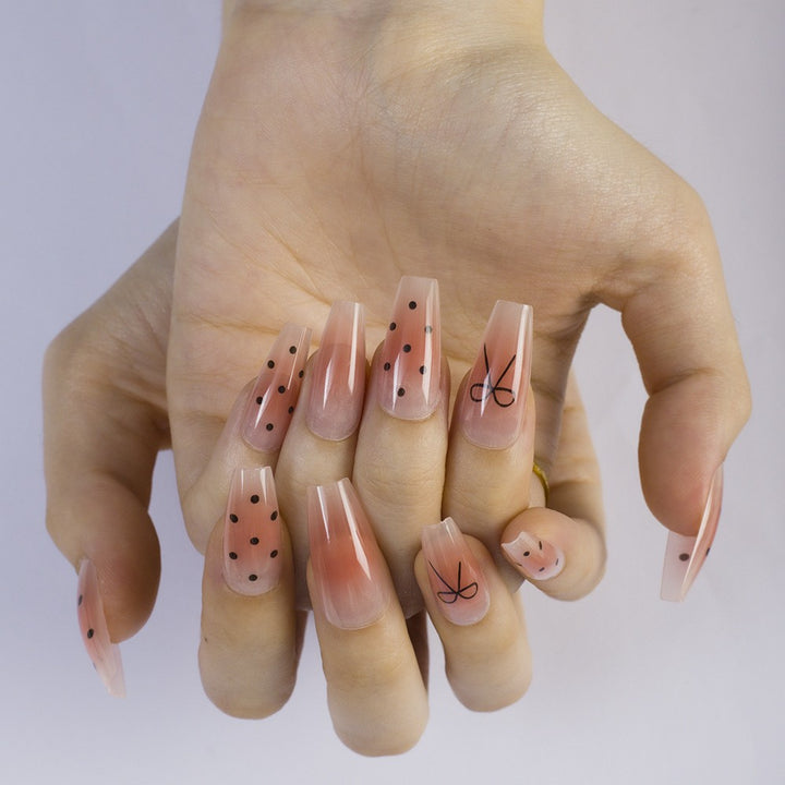 High-gloss artificial nails with rose effect Stornfield