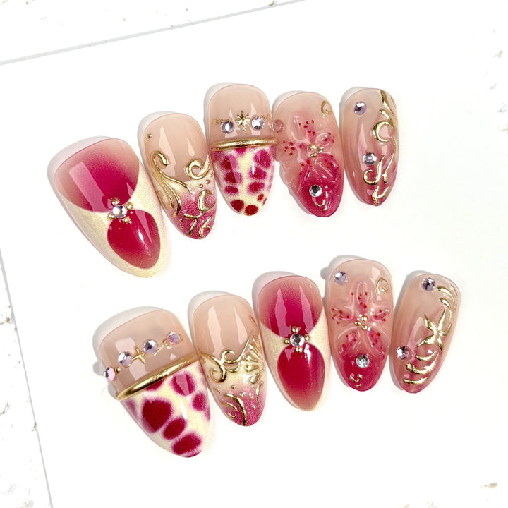 Detailed Artistic Press-On Nail Set