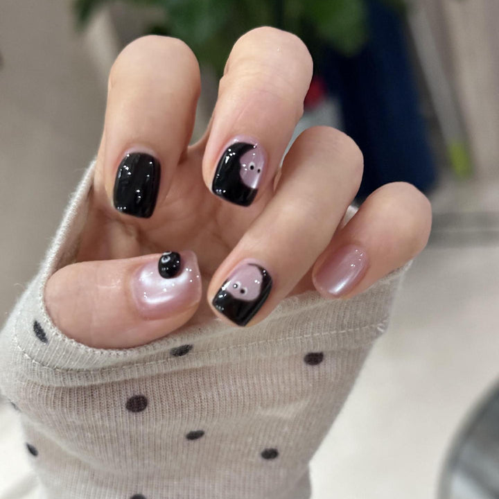 Artificial nails with modern geometric designs Stornfield