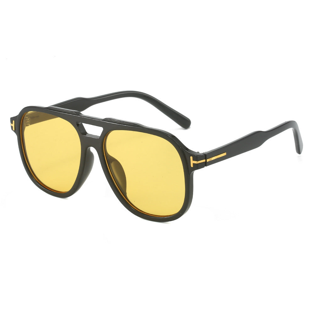 Retro-Inspired Oversized Sunglasses Stornfield