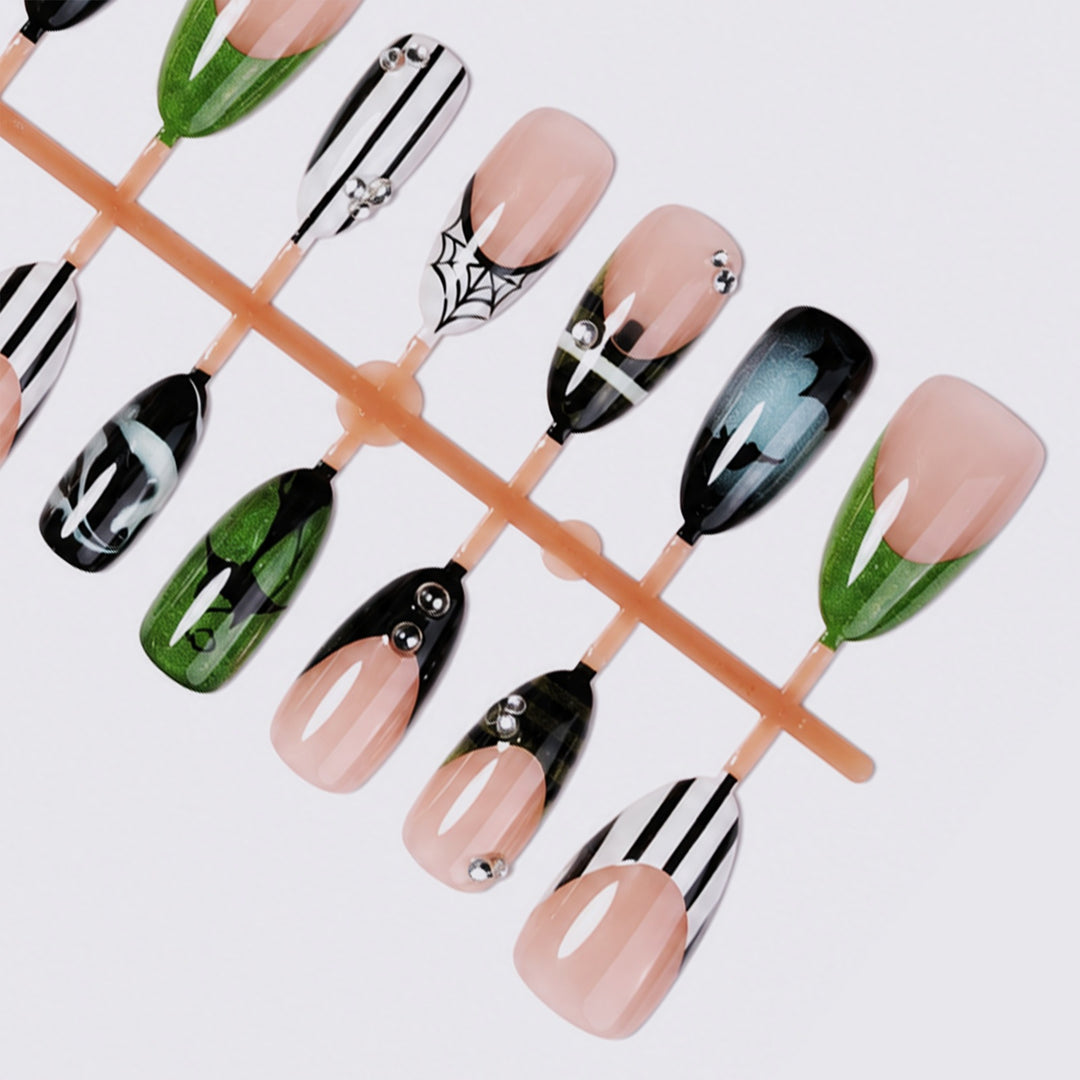 Creative nail art set with Halloween motif Stornfield