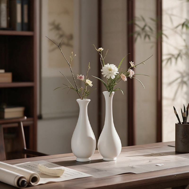 Elegant Decorative Ceramic Vase Stornfeild