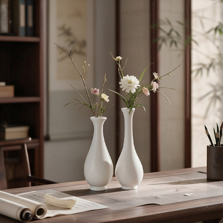 Elegant Decorative Ceramic Vase Stornfeild