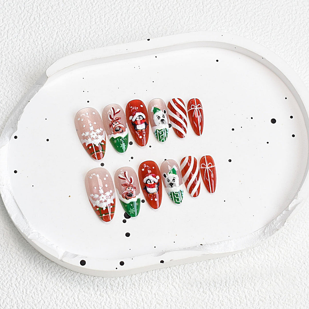 Festive Holiday Themed Press-On Nail Set Stornfield