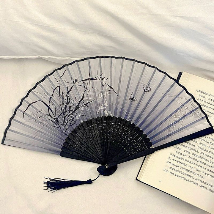 Handcrafted fan with elegant design Stornfield