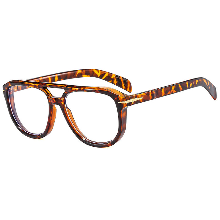 Women's sunglasses with a distinctive frame and protective lenses Stornfield