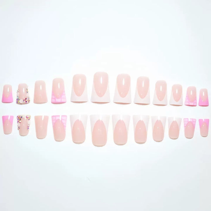 Glamorous Rhinestone-Embellished Nail Art Stornfield