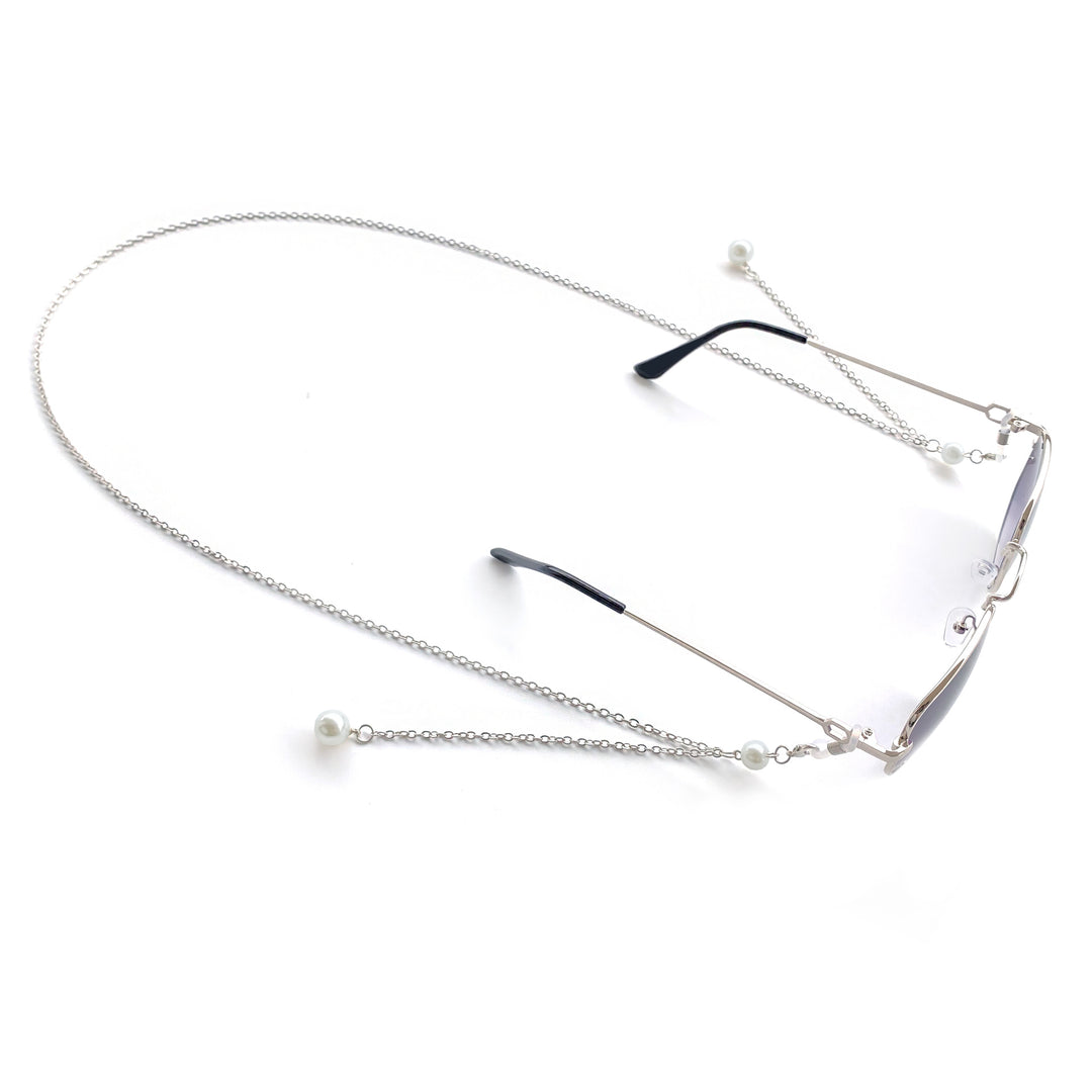 Elegant Pearl Accent Eyewear Chain Stornfield