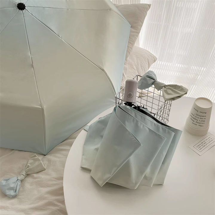 Women Folding Umbrella Stornfield