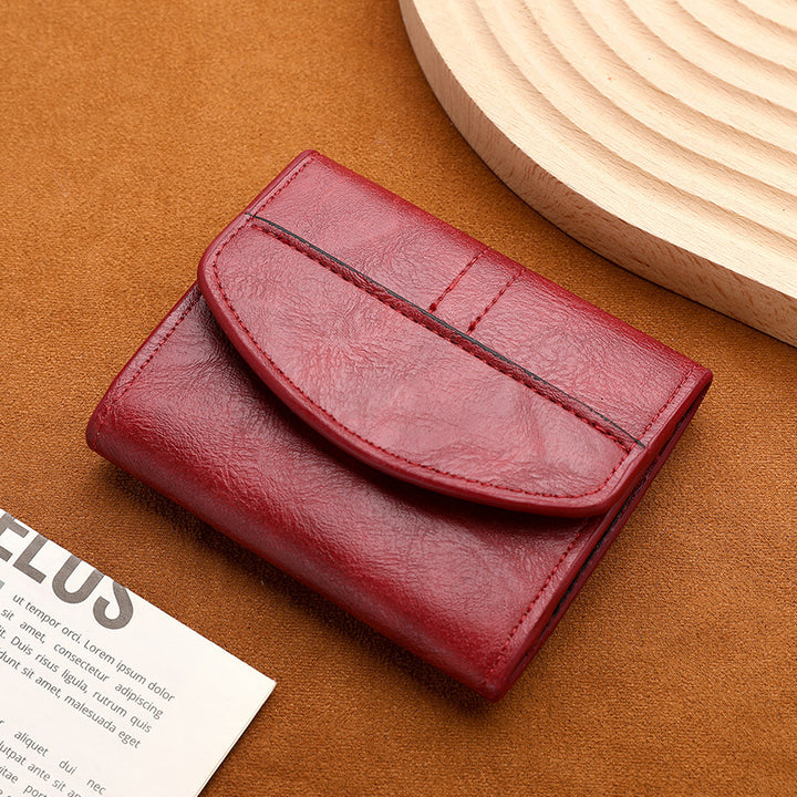 Compact Leather Cardholder with Magnetic Closure