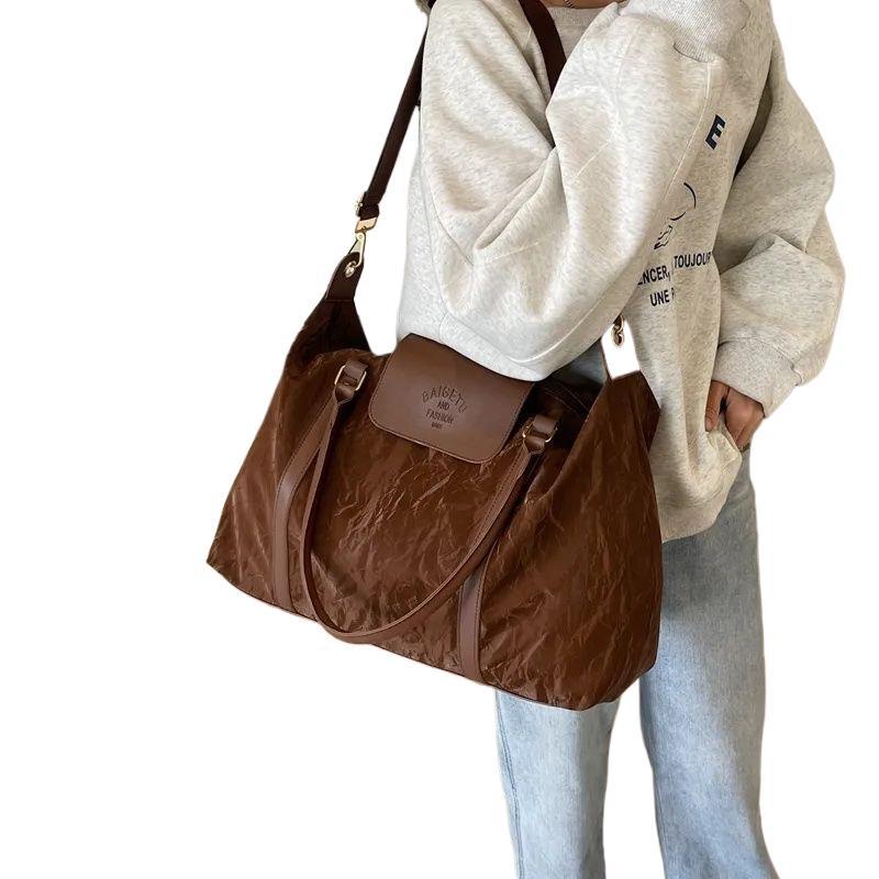 Elegant Weekend Bag Stornfield