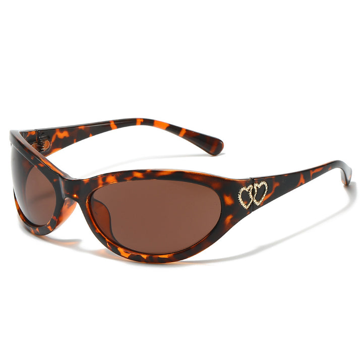 Fashion Cat-Eye Sunglasses with Heart Detail Stornfield