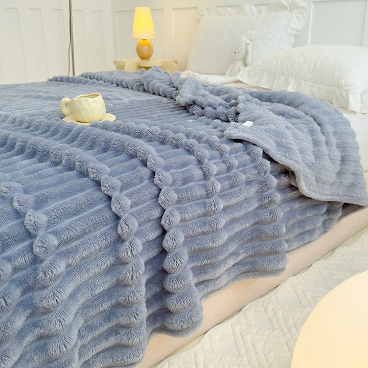 Women High-pile Cozy Blanket with Wave Pattern Stornfield