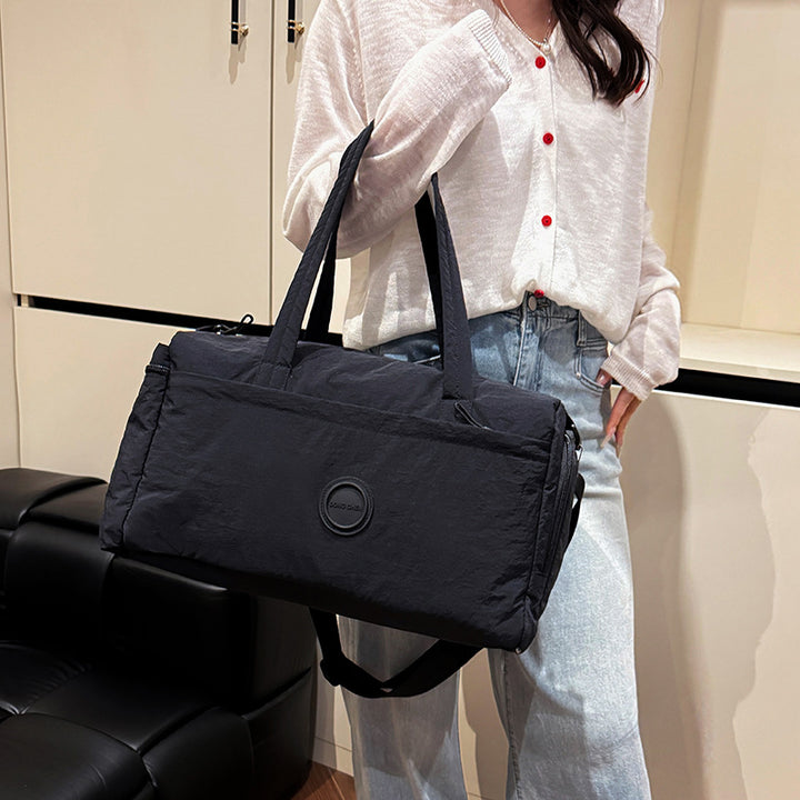 Multifunctional Sport and Travel Bag with Practical Inner Compartments Stornfield