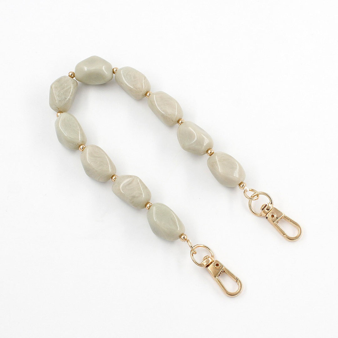 Elegant Beaded Eyewear Chain Stornfield