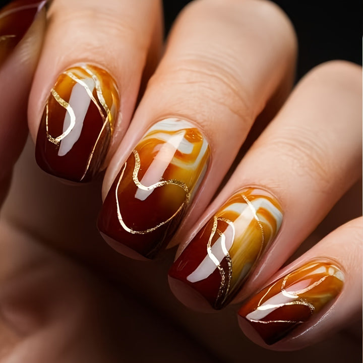 Artificial Nail Set with Marbled Design and Gold Accents Stornfield