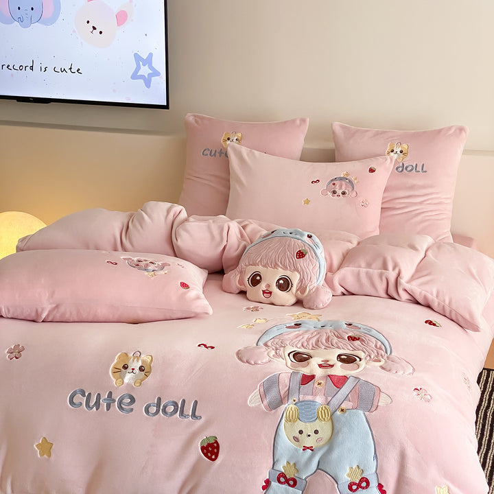 Children's bedding set with 3D plush cat appliqué and reversible function