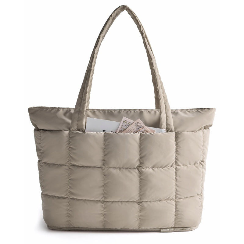 Fashionable and Practical Shopping Bag Stornfield