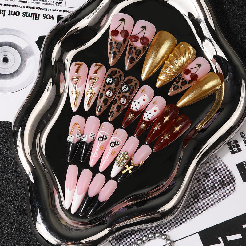 Glamorous Decorative Press-On Nail Tips Stornfield