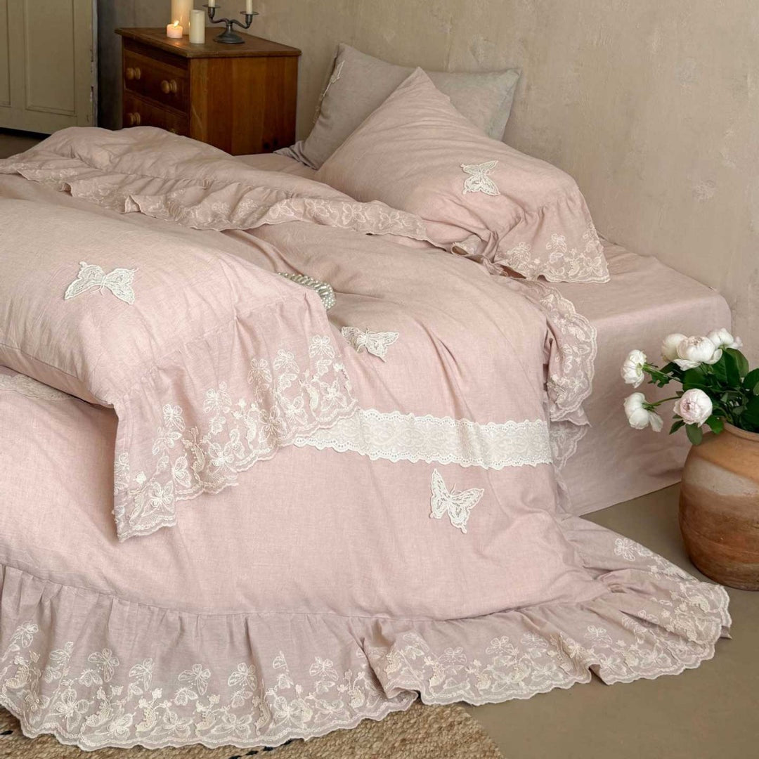 Ruffled Lace-Trimmed Cotton-Linen Duvet Cover Set with Embroidered Butterfly Appliqués