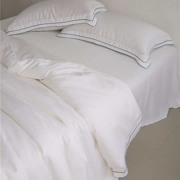 Luxurious Smooth Satin Sheet Set