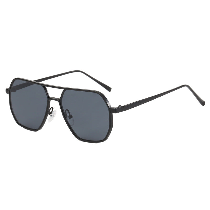 Women's trendy sunglasses with modern geometric frame Stornfield