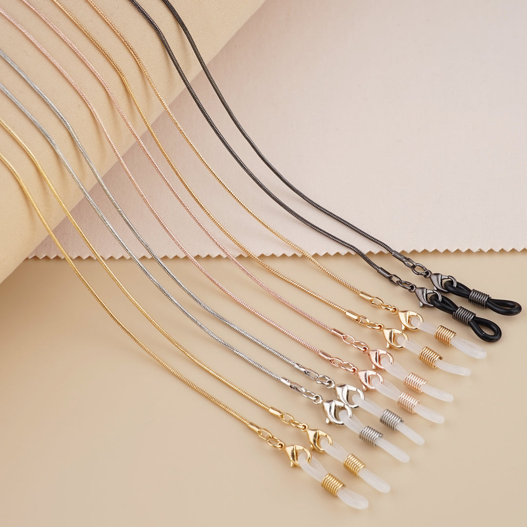 Sleek Metal Eyewear Chain Stornfield