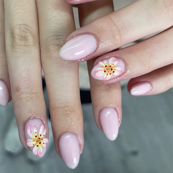 Artful Nail Extensions with Delicate Flower Designs Stornfield