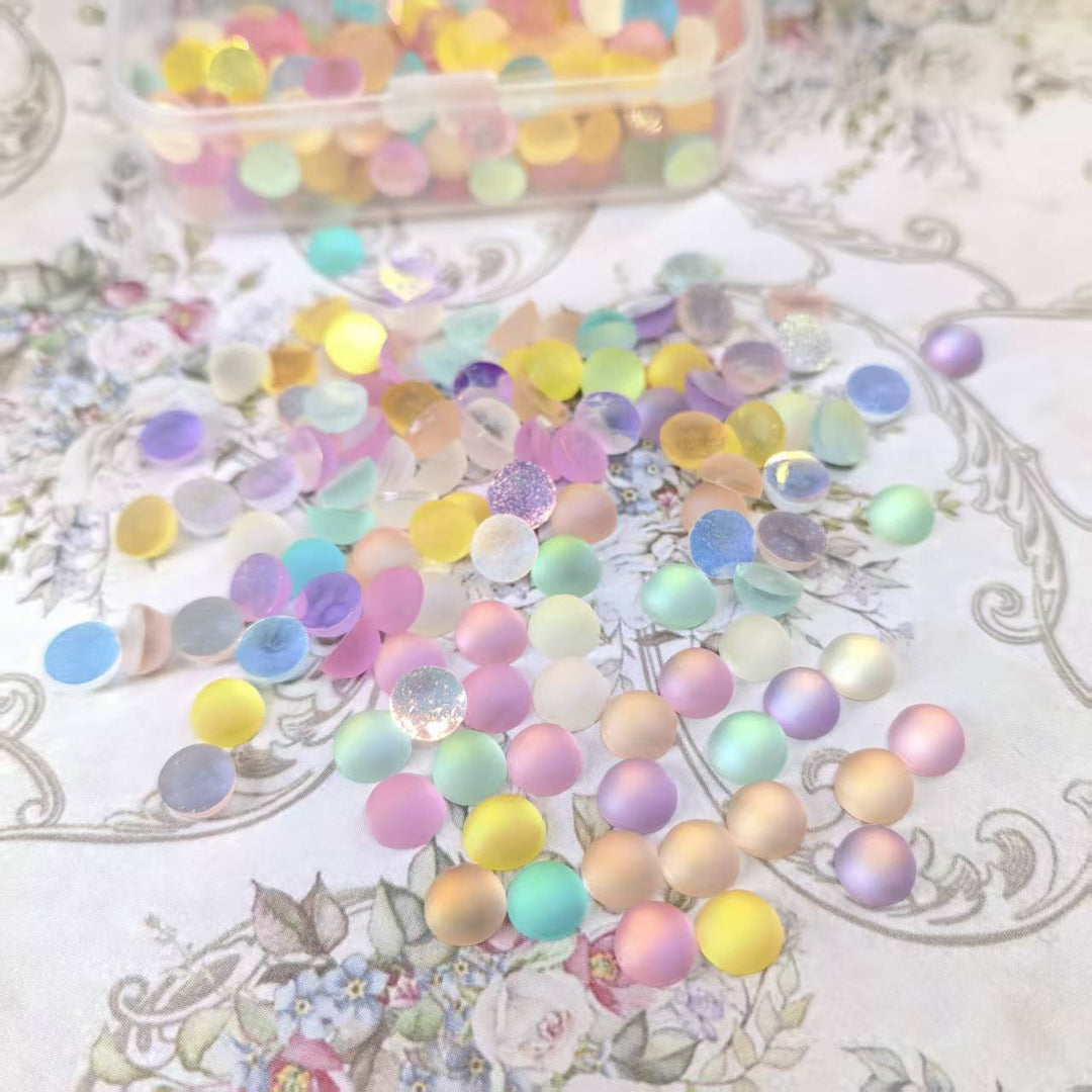 Shimmering decorative beads Stornfield