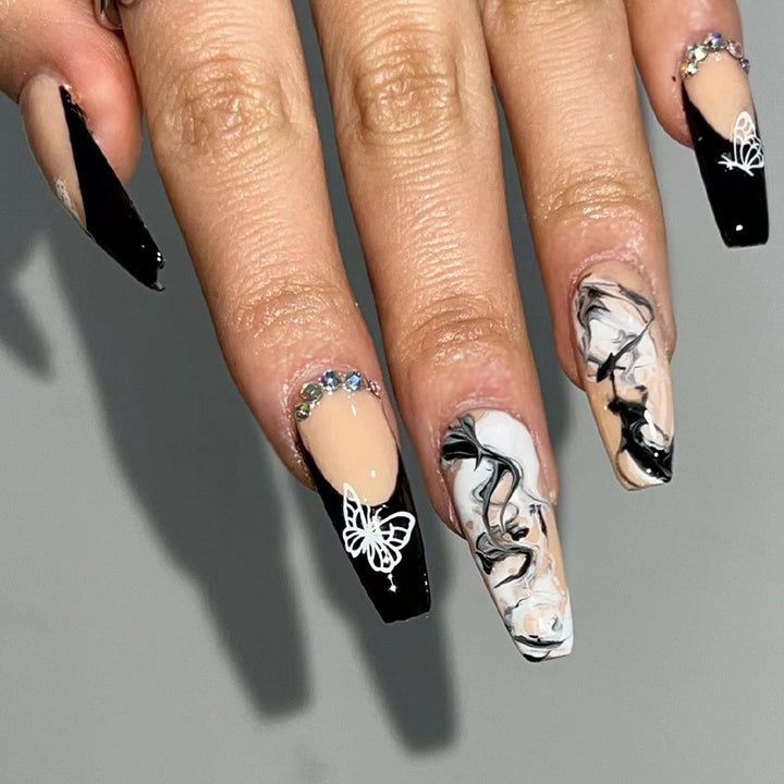 Nail art with heart and lip designs Stornfield