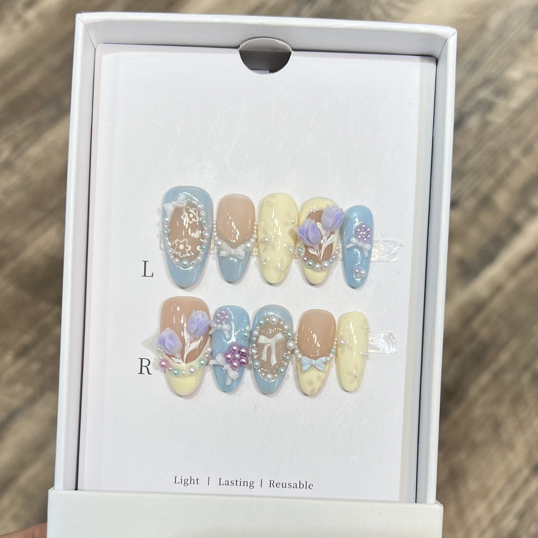 Artistic Floral-Accent Press-On Nails Stornfield