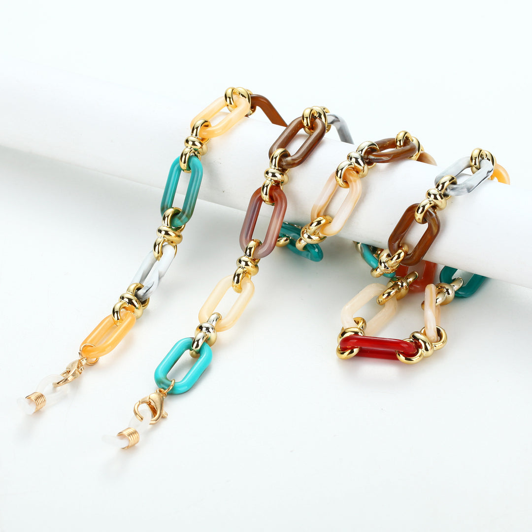Fashionable sunglasses with chain pendant Stornfield