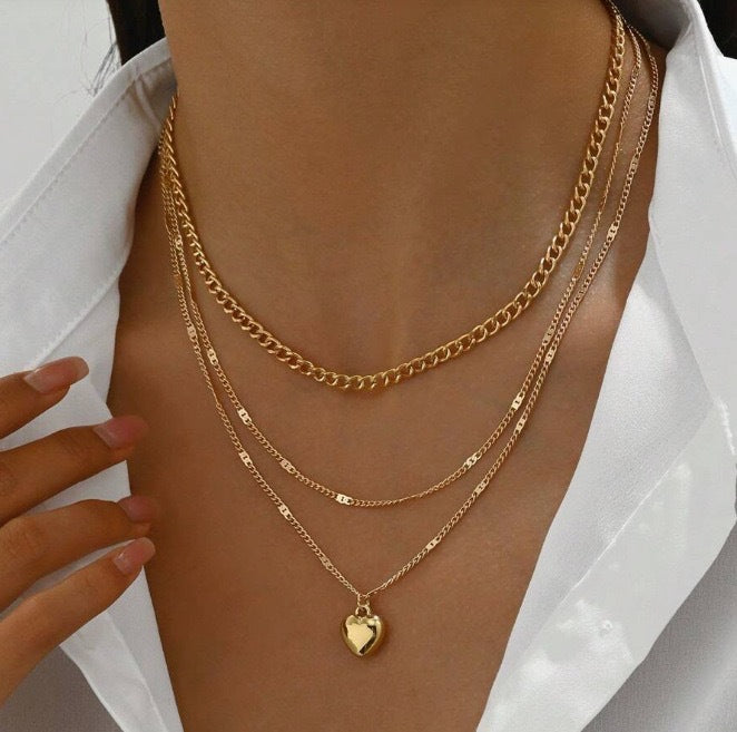 Triple Layered Gold Necklace Stornfield