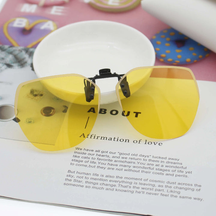 Women's fashionable oversized sunglasses with square design Stornfield