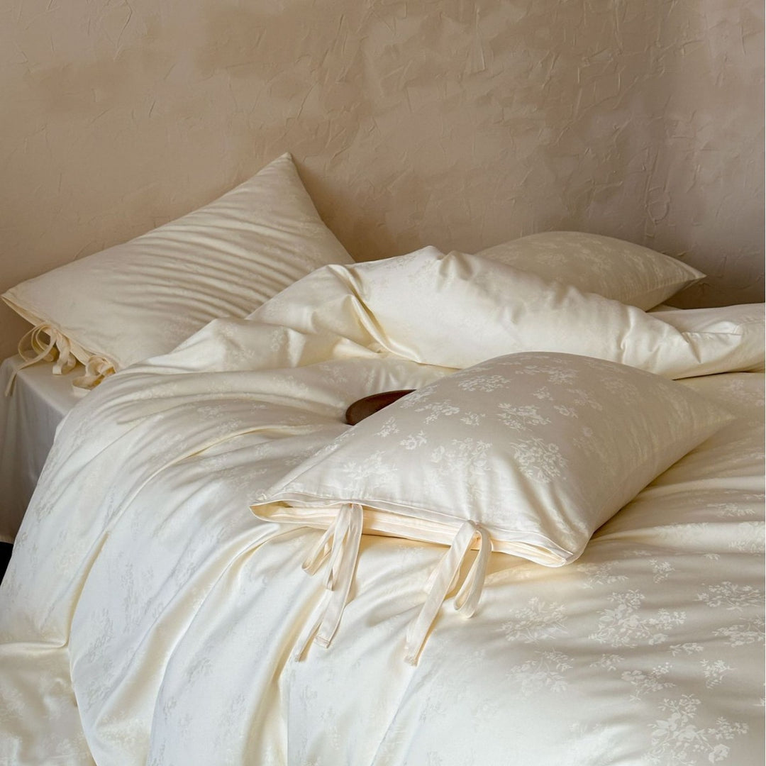 Floral Satin Jacquard Duvet Cover and Pillowcase Set