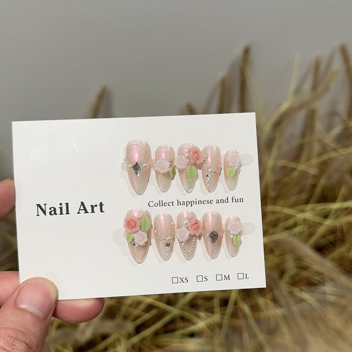 Floral Decorative Press-On Nail Art Set