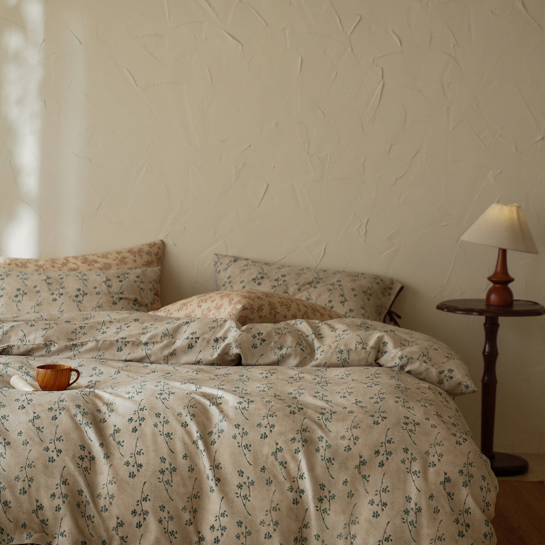 Patchwork Floral Cotton Percale Duvet Cover Set with Button Closure and Corner Ties