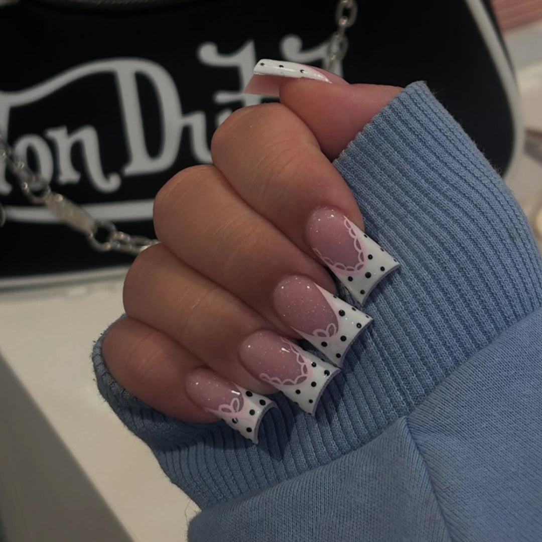 Glamorous Artificial Nails Stornfield