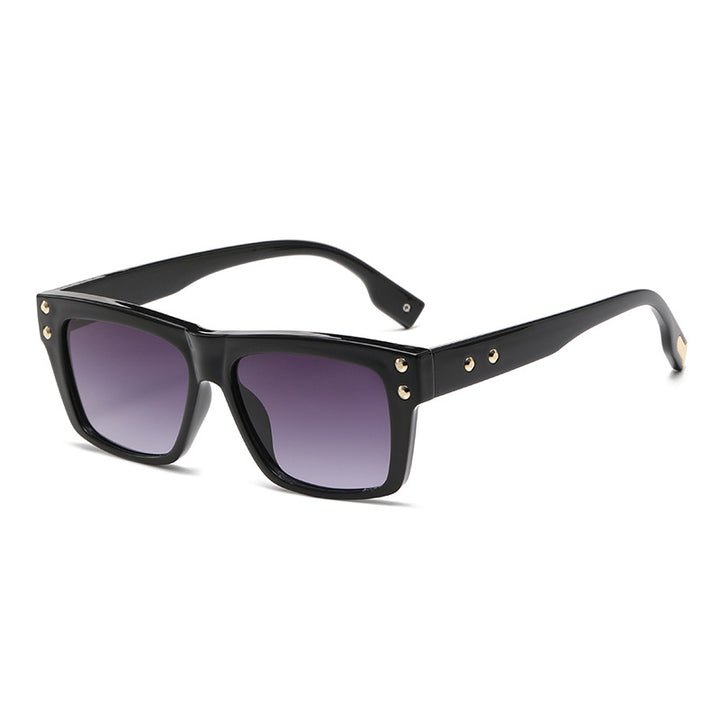 Retro-Inspired Square Frame Sunglasses