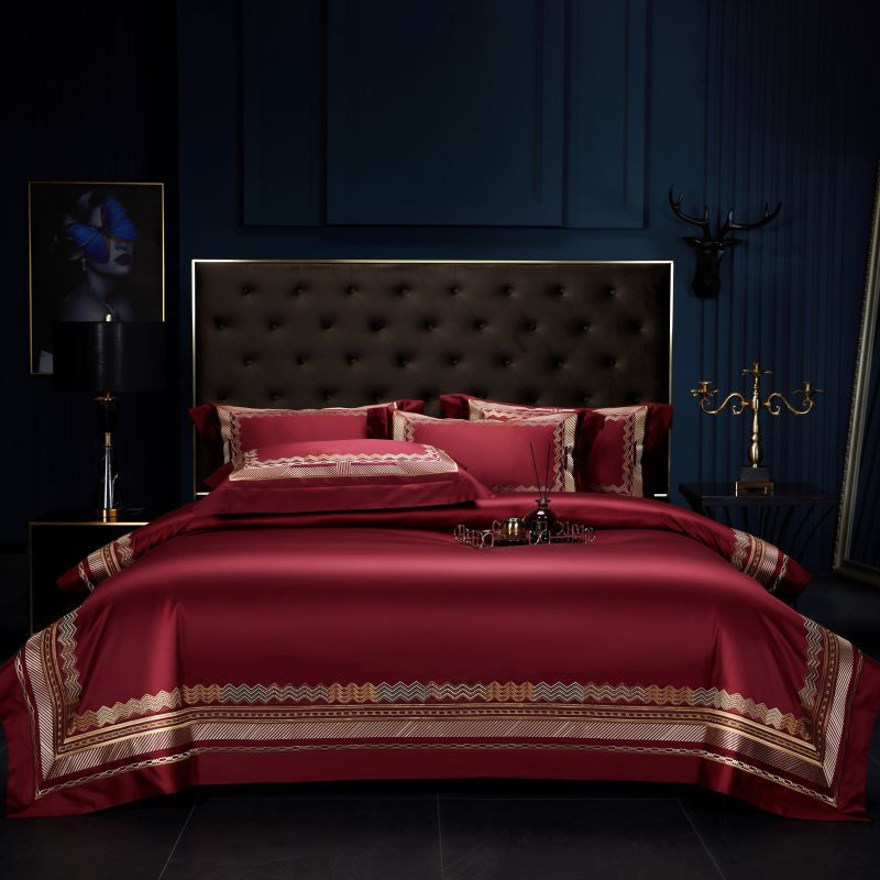 Luxury Egyptian Cotton Sateen Duvet Cover Set with Embroidered Baroque Medallion