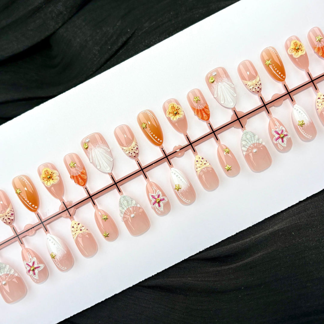 Elegant Polka Dot and Lace Press-On Nail Set
