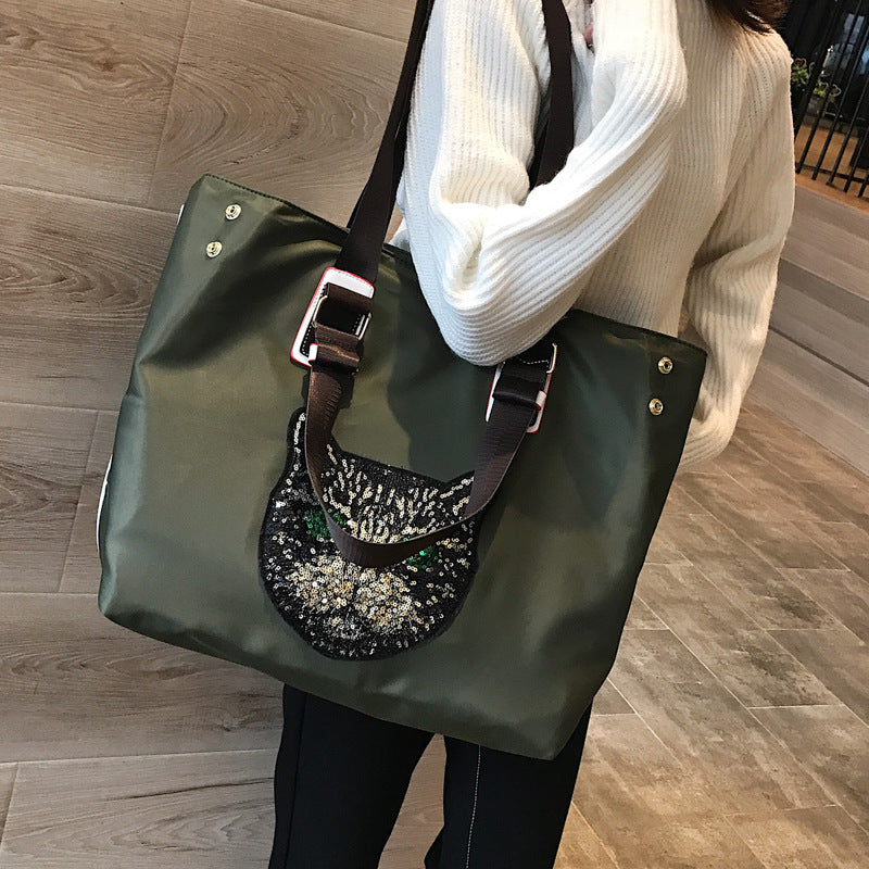 Stylish shoulder bag with unique cat motif Stornfield
