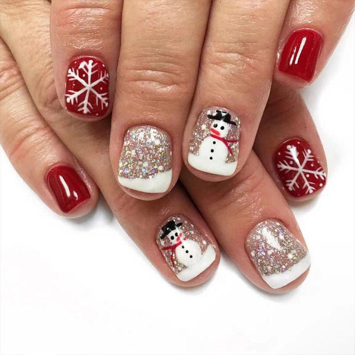 Artistic Winter-Themed Nail Art Stornfield