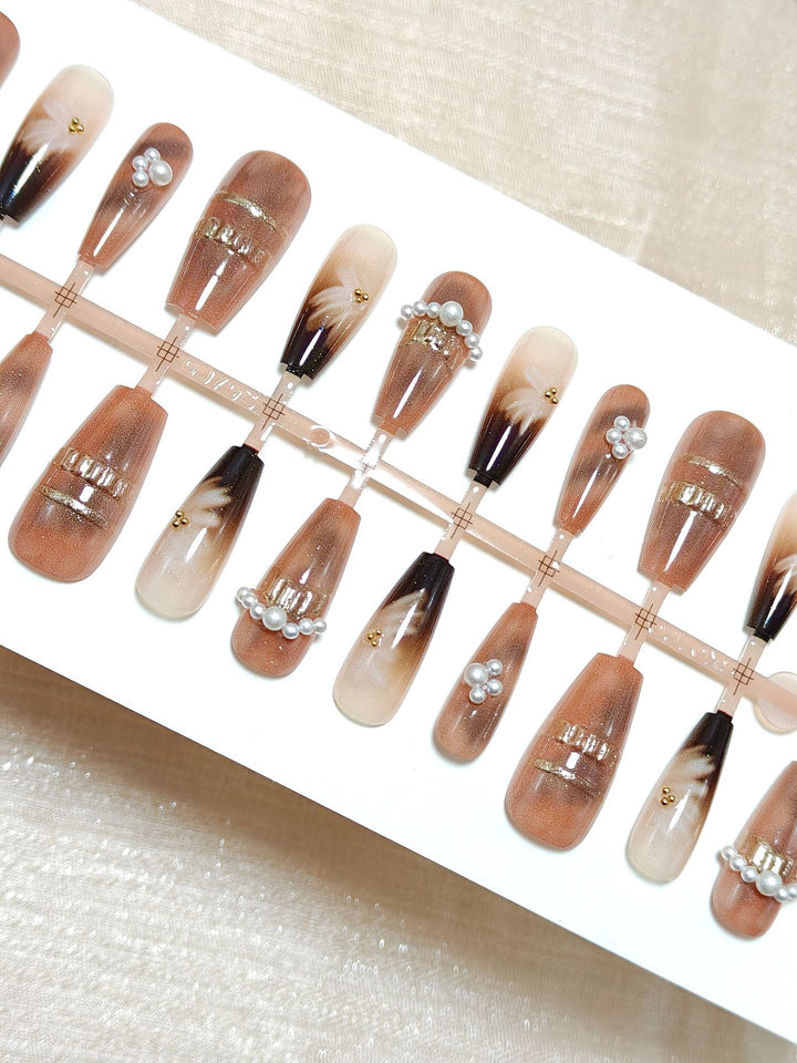 Nail Art Set with Elegant Gradient and Pearled Accents Stornfield