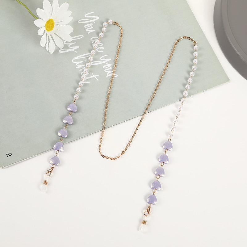 Heart Charm Eyewear Chain Stornfield