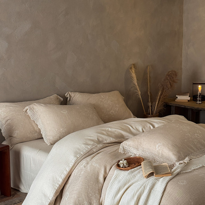 Reversible Cotton-Linen Duvet Cover Set with Crochet Lace Hem