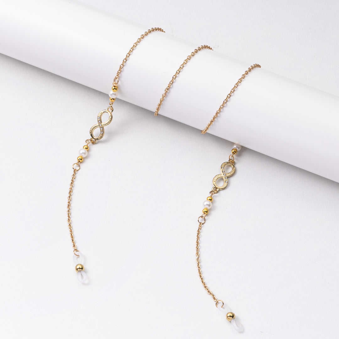 Elegant Chain Eyewear Holder Stornfield