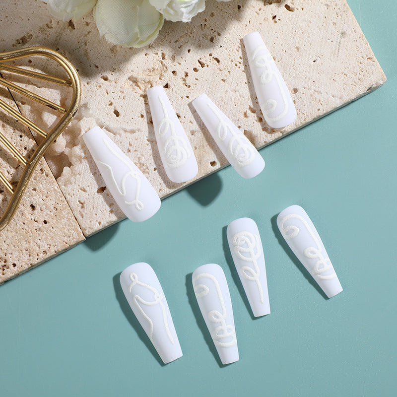 Glossy Design Artificial Nails Stornfield