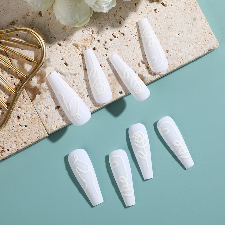 Glossy Design Artificial Nails Stornfield