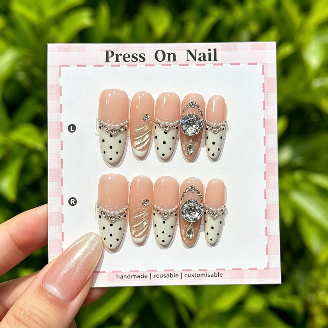 Elegant Reusable Press-On Nail Art Set with Floral Accents